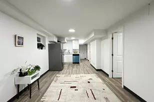 1634 N Whipple St, Chicago, IL 60647 - Photo 8