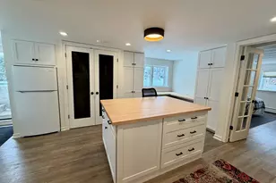 1320 Pinehurst Dr, Glenview, IL 60025 - Photo 8