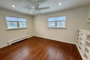 1320 Pinehurst Dr, Glenview, IL 60025 - Photo 14