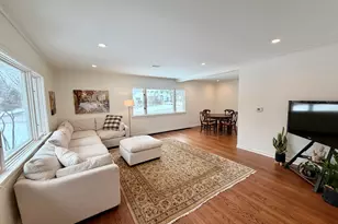 1320 Pinehurst Dr, Glenview, IL 60025 - Photo 4