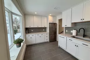 1320 Pinehurst Dr, Glenview, IL 60025 - Photo 6