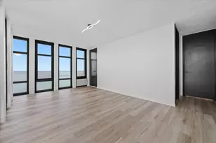 6700 S South Shore Dr, Chicago, IL 60649 - Photo 10