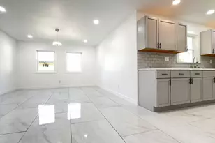 4016 Dempster Ave, Rockford, IL 61108 - Photo 6