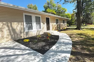 4016 Dempster Ave, Rockford, IL 61108 - Photo 2