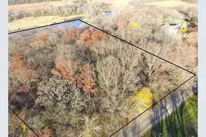 373 N Bateman Circle, Barrington Hills, IL 60010 - Photo 2