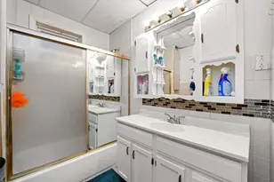 936 N Fairfield Ave, Chicago, IL 60622 - Photo 8