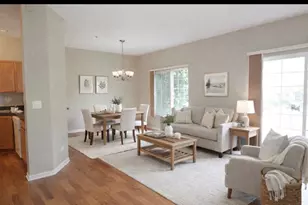 596 Foxridge Dr, Fox Lake, IL 60020 - Photo 4