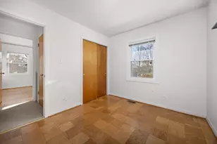 241 Pleasant Dr, Elk Grove Village, IL 60007 - Photo 26