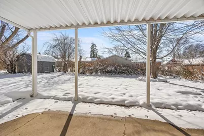 241 Pleasant Drive, Elk Grove Village, IL 60007 - Photo 32