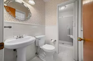 241 Pleasant Dr, Elk Grove Village, IL 60007 - Photo 22