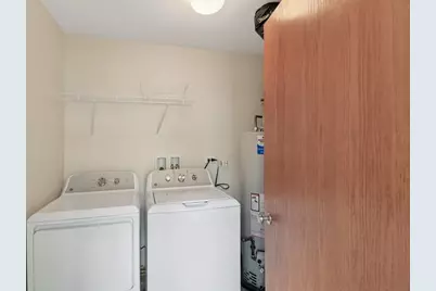 1475 W Sedgewood Court, Round Lake, IL 60073 - Photo 14