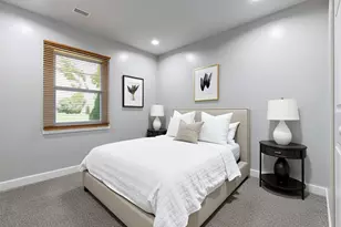 533 Cherry Ln, Glenview, IL 60025 - Photo 8