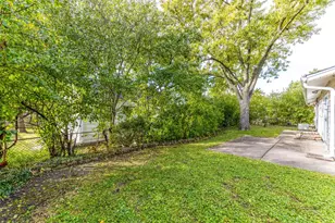 533 Cherry Ln, Glenview, IL 60025 - Photo 32