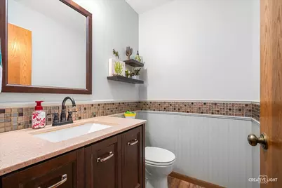 135 Chesterfield Drive, Oswego, IL 60543 - Photo 10