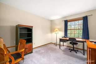 135 Chesterfield Dr, Oswego, IL 60543 - Photo 14