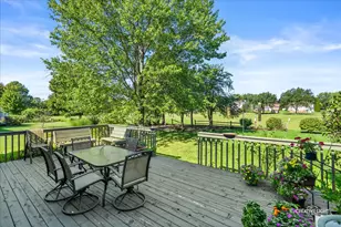 135 Chesterfield Dr, Oswego, IL 60543 - Photo 20