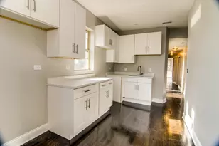 [Address not provided], Chicago, IL 60637 - Photo 10