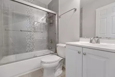27 N Victoria Lane #H, Streamwood, IL 60107 - Photo 10