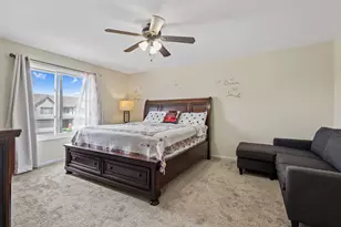 8261 Pecan Pl, Frankfort, IL 60423 - Photo 14