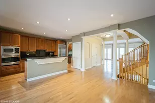 [Address not provided], Glenview, IL 60026 - Photo 8