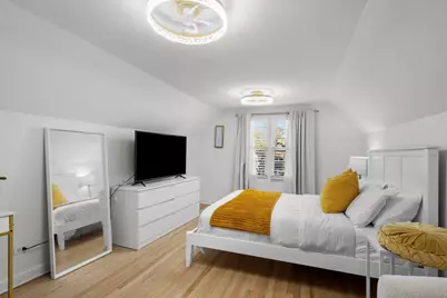 4249 N Central Park Avenue, Chicago, IL 60618 - Photo 16