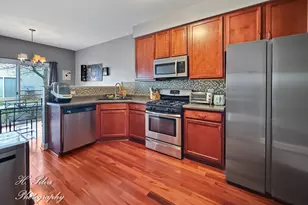 3434 Blue Ridge Dr, Carpentersville, IL 60110 - Photo 4