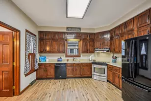 404 E Benton St, Morris, IL 60450 - Photo 10