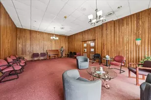 33 N Main St, Lombard, IL 60148 - Photo 4