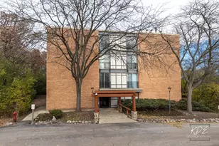 5830 Oakwood Dr, Lisle, IL 60532 - Photo 1