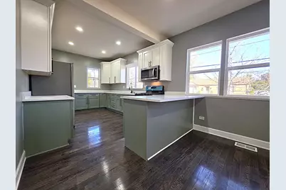 286 Hamilton Avenue, Elgin, IL 60123 - Photo 6