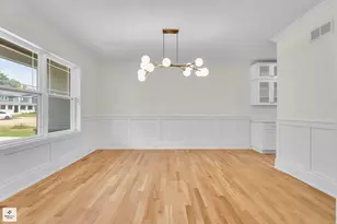 705 Glendale Rd, Glenview, IL 60025 - Photo 16