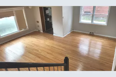 7023 S Bennett Avenue, Chicago, IL 60649 - Photo 6