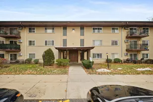 505 S Cleveland Ave, Arlington Heights, IL 60005 - Photo 2