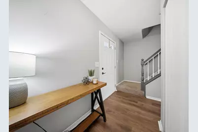 1527 Williams Avenue, Saint Charles, IL 60174 - Photo 2