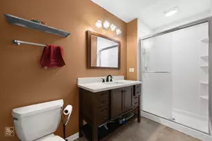 1233 S Parkside Dr, Palatine, IL 60067 - Photo 8