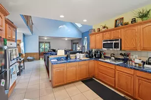 1575 Benton St, Crete, IL 60417 - Photo 22