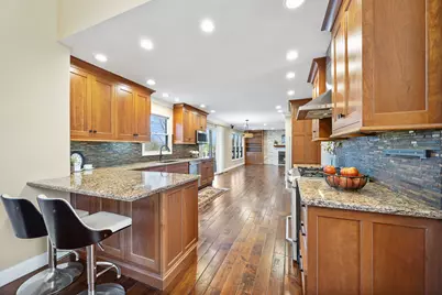 8 Burgundy Court, Bloomington, IL 61704 - Photo 18