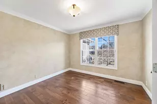 8 Burgundy Ct, Bloomington, IL 61704 - Photo 36