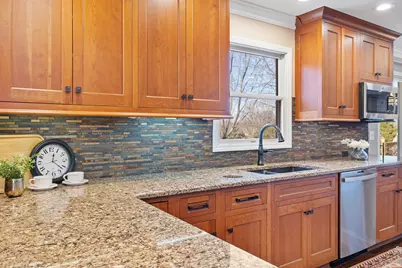 8 Burgundy Court, Bloomington, IL 61704 - Photo 22