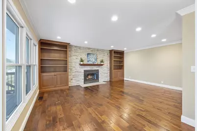 8 Burgundy Court, Bloomington, IL 61704 - Photo 28
