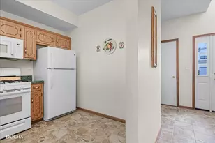 1945 Calla Dr, Joliet, IL 60435 - Photo 6