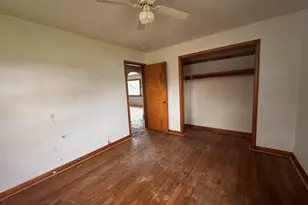 912 Chicago Ave, Dixon, IL 61021 - Photo 6