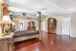 2566 Rourke Dr, Aurora, IL 60503 - Photo 12