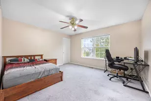 2566 Rourke Dr, Aurora, IL 60503 - Photo 16