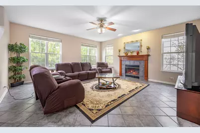 2566 Rourke Drive, Aurora, IL 60503 - Photo 8