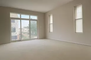 184 N East River Rd, Des Plaines, IL 60016 - Photo 14