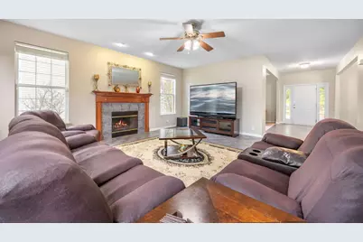 2566 Rourke Drive, Aurora, IL 60503 - Photo 6