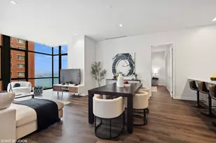 61 E Banks St, Chicago, IL 60610 - Photo 6