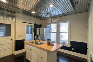 1128 St Vincent Ave, Lasalle, IL 61301 - Photo 4