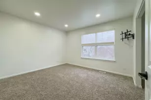 366 Copper Springs Ln, Elgin, IL 60124 - Photo 28